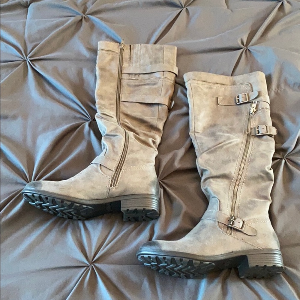 White Mountain Grey Riding Boots
